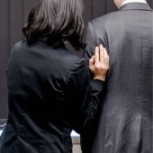 Đại dịch khiến nhiều người Nhật muốn yêu đương chốn công sở